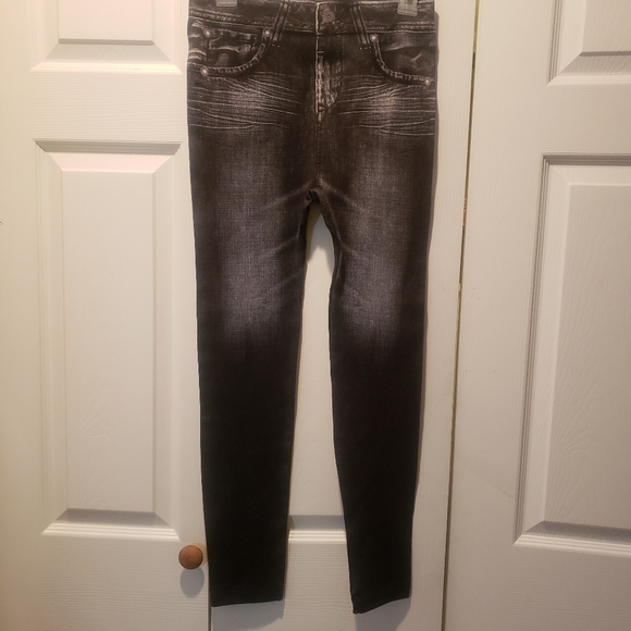 Other - 3/$10 Girls black denim print jeggings